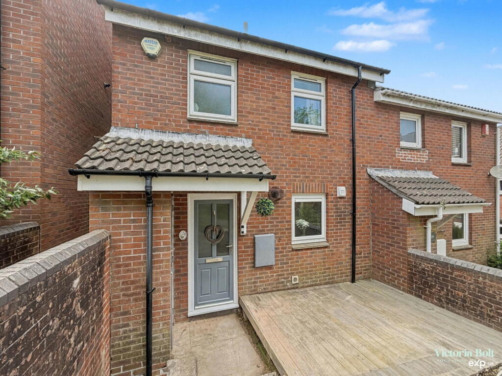 2-bed semi-detached on Ham Close, Plymouth, £190,000