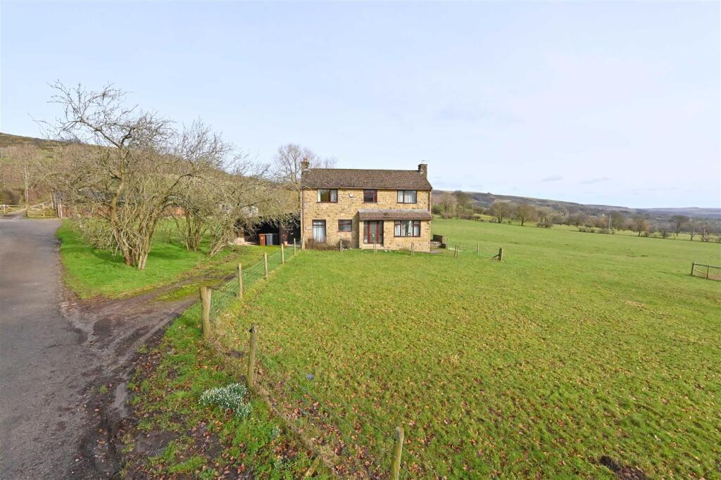 White Lea Farm, Castleton, Hope Valley photo 4