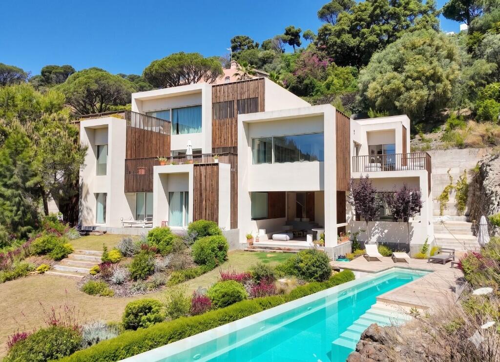 Main image of property: BenahavÃs, Málaga, Andalusia