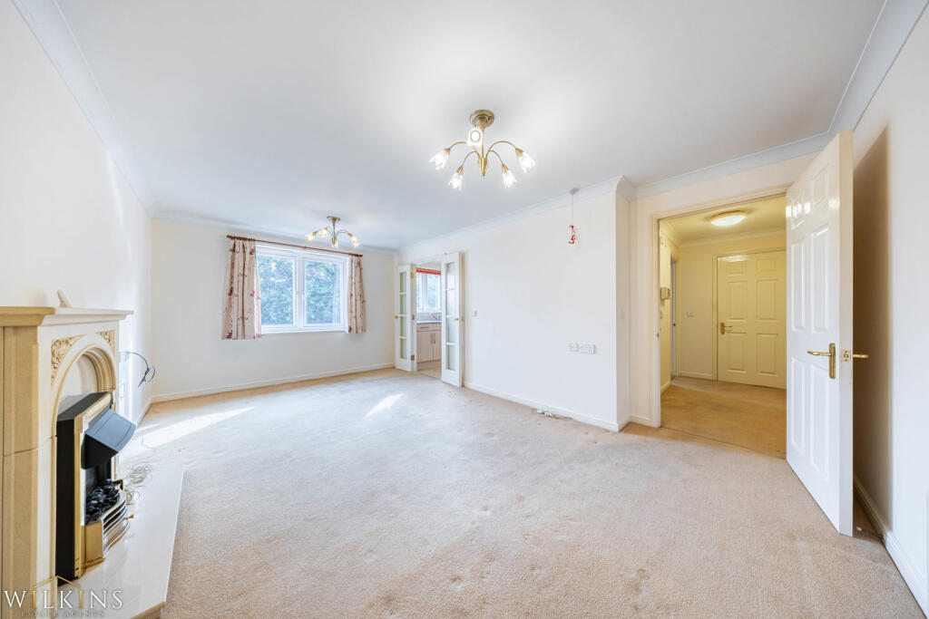 Apartment in Sutton Coldfield - View 4