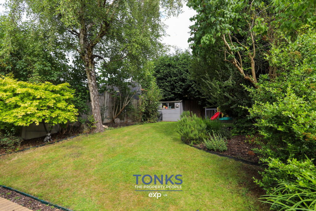 House in Dudley, West Midlands - View 2