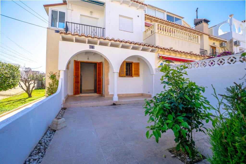 Main image of property: Valencia, Alicante, Torrevieja