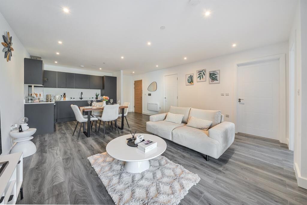 Main image of property: Brunel Place, West Street, Maidenhead