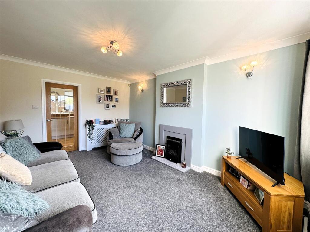 House in Barlby, Osgodby - View 5