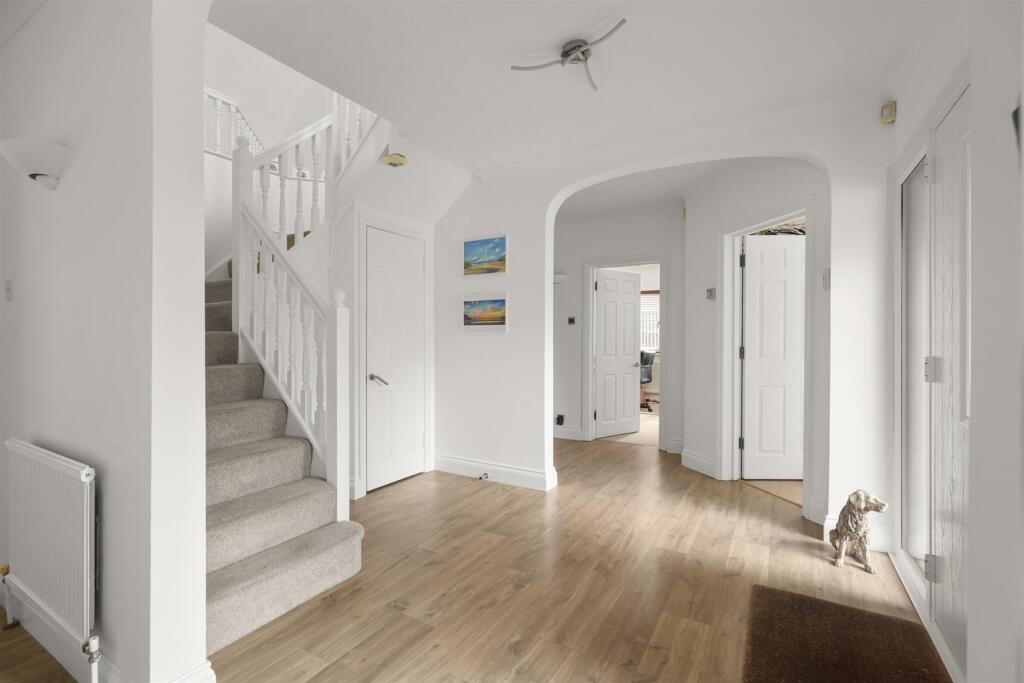 House in Milton Keynes - View 3