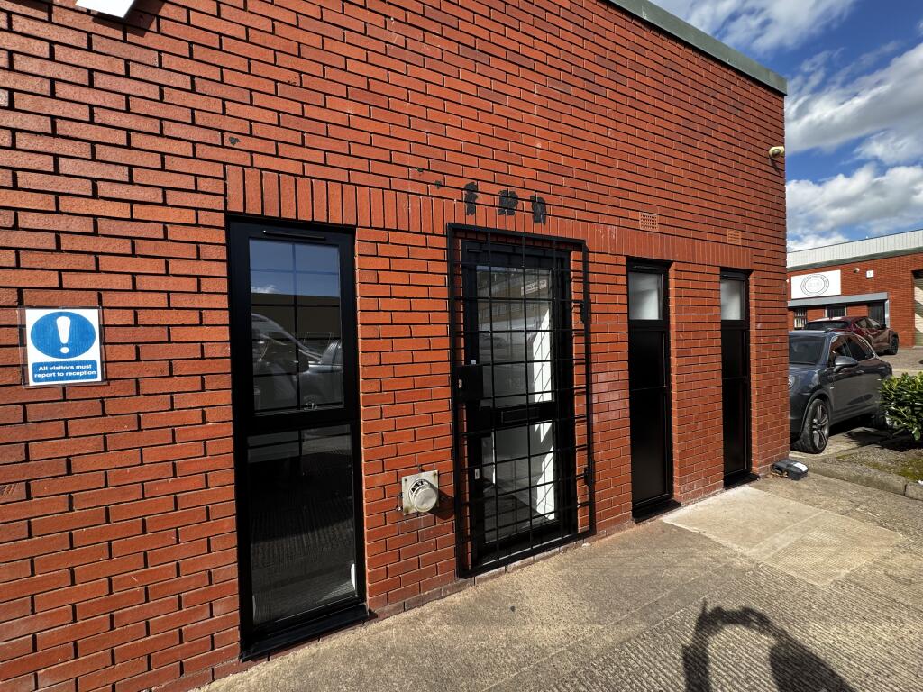OFFICE /RECEPTIONACCESS