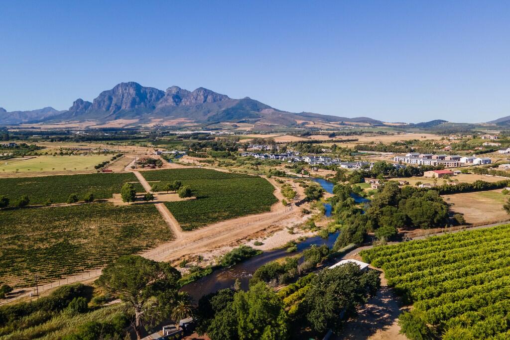 Main image of property: Paarl, Western Cape