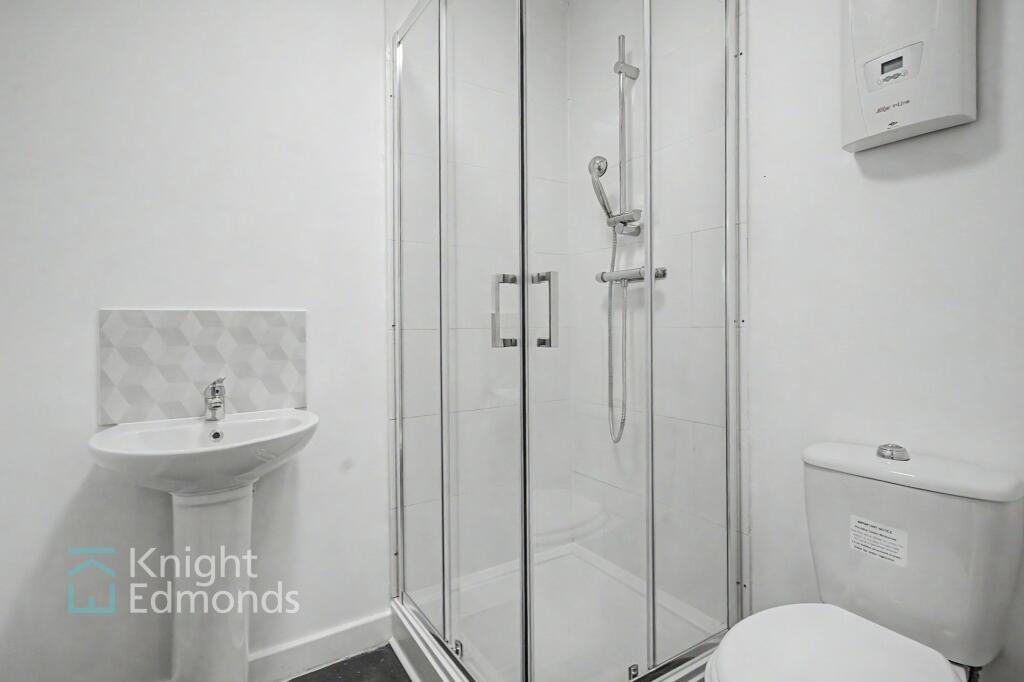 Apartment in Rochester - View 4