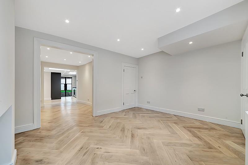 Main image of property: Keystone Crescent, London, N1
