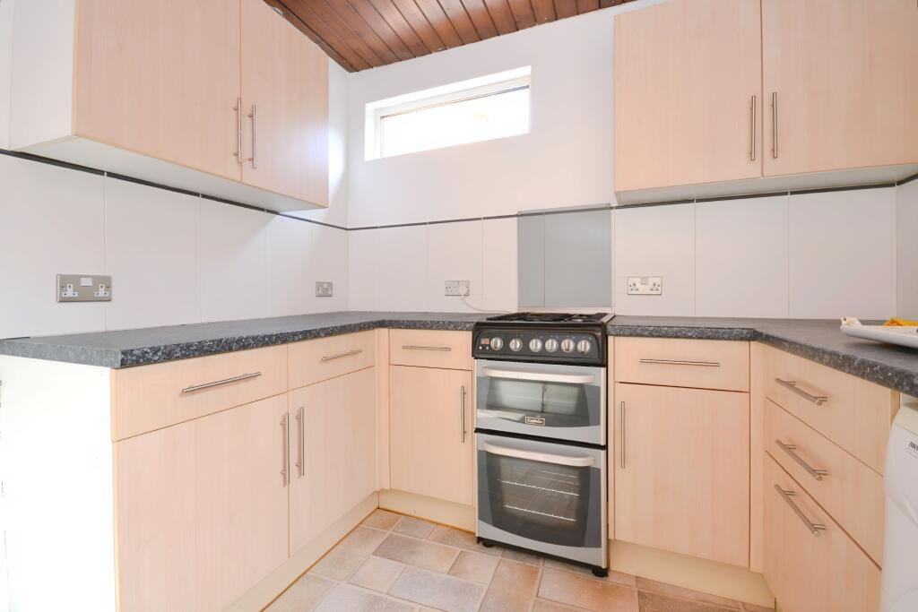 Apartment in Shanklin, Lower Hyde, Luccombe - View 2