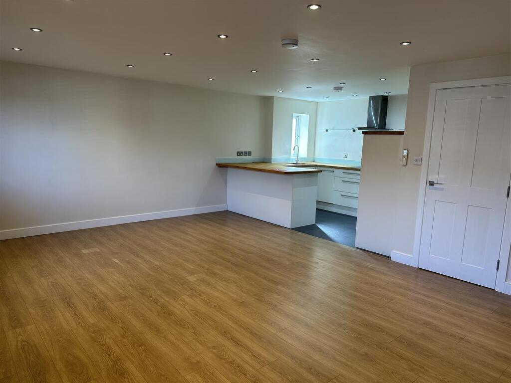 Additional image 4 of 3 Barcliff Mews