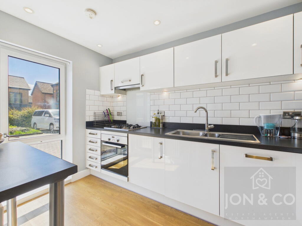 House in Milton Keynes - View 2