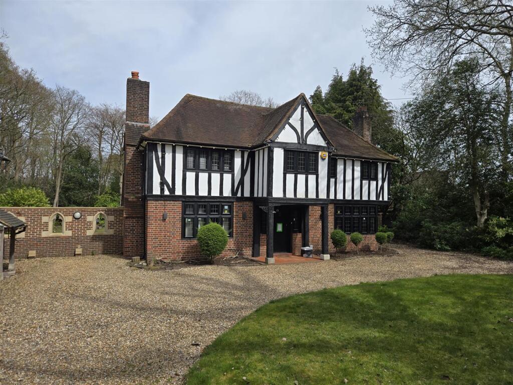 Main image of property: Croydon Road, Keston