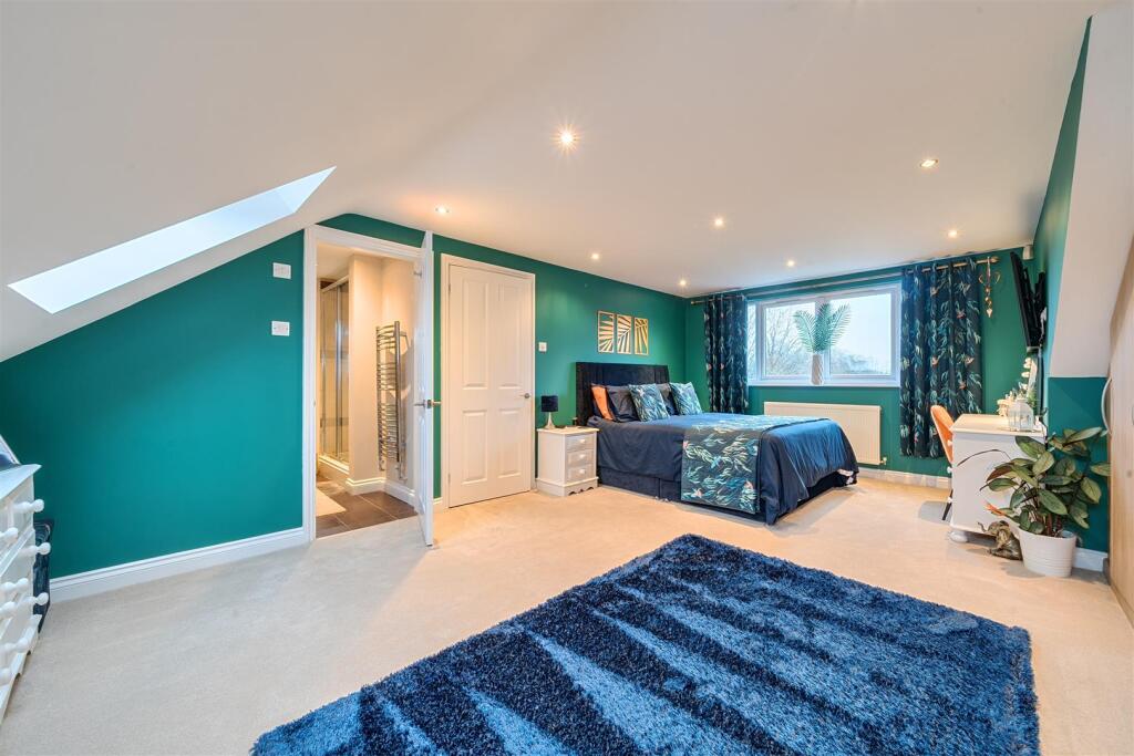 House in Fareham, Portchester - View 4