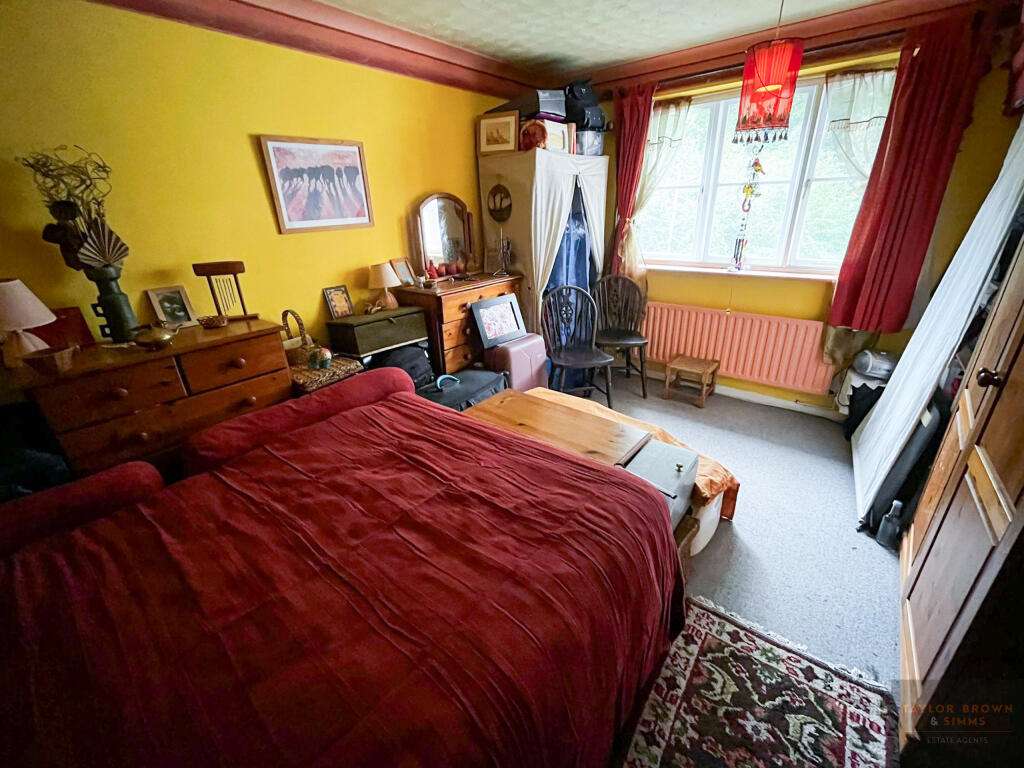 Buxton Avenue, Heanor, Derbyshire photo 4