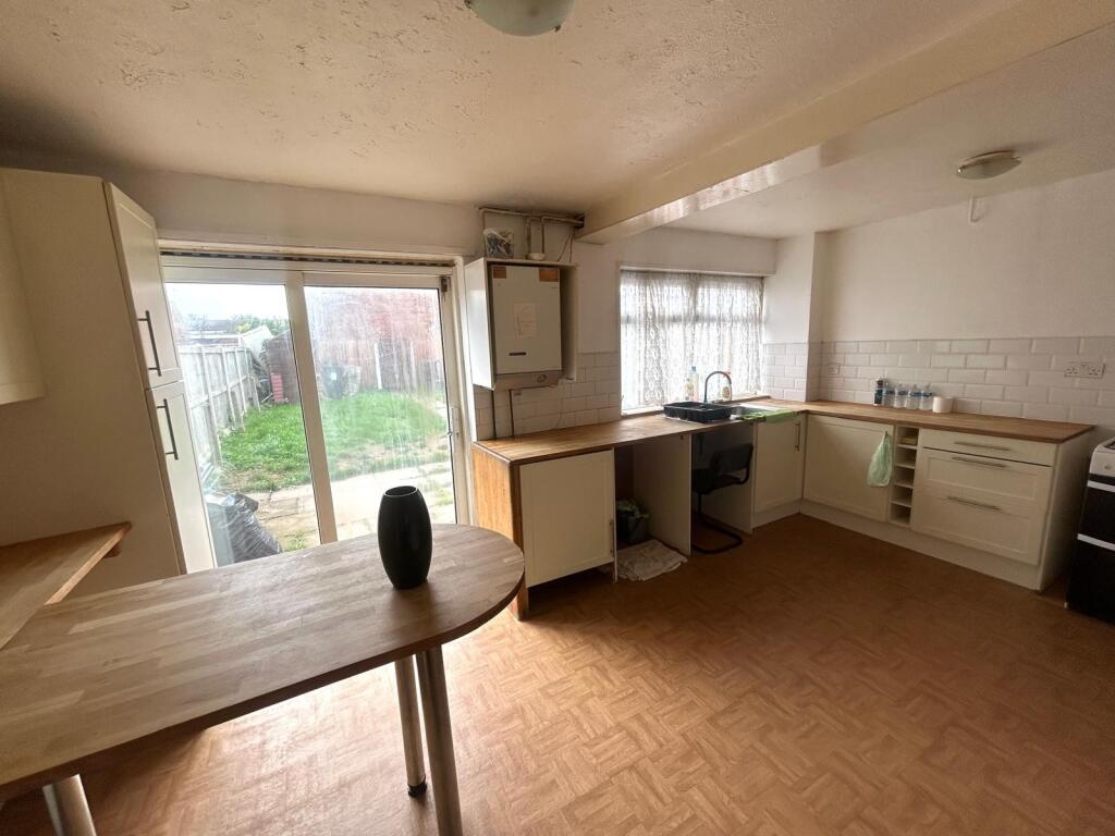 Orchard Meadow Walk, B35 photo 5