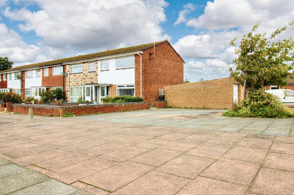 4-bed terraced on Princes Road, Eastbourne, BN23, £325,000