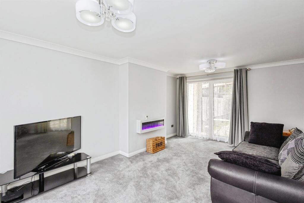 House in Portsmouth - View 3