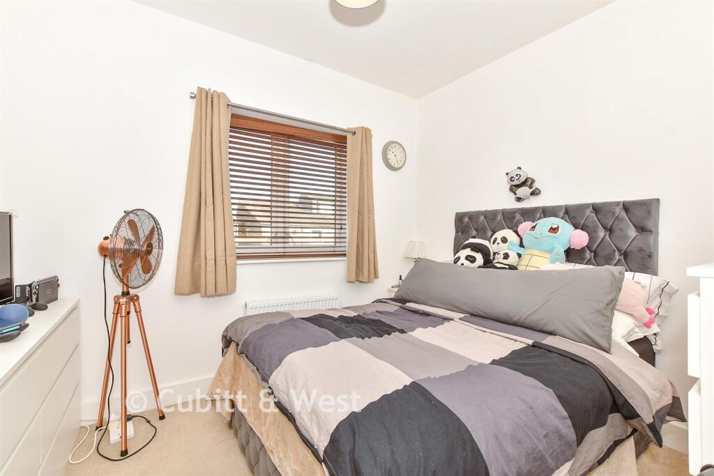 North Mead, Chichester, West Sussex - View 4