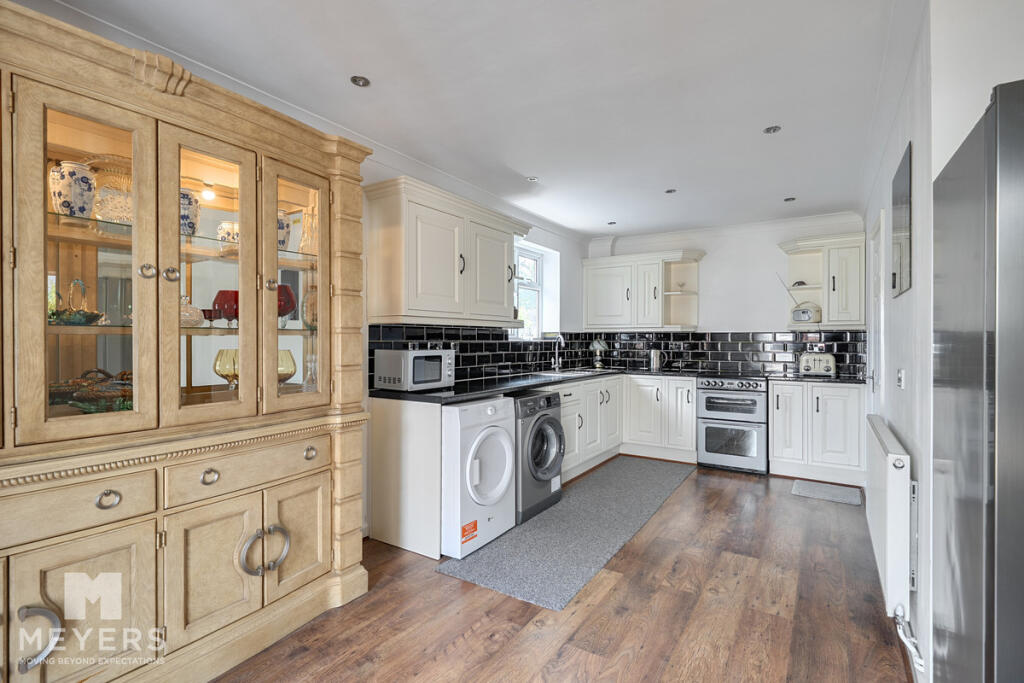 Springdale Road, Wimborne, BH21 3 photo 3