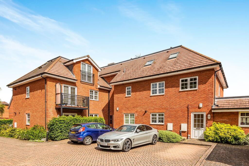 Main image of property: Woodfield Court, 54 Headley Road, Reading, RG5