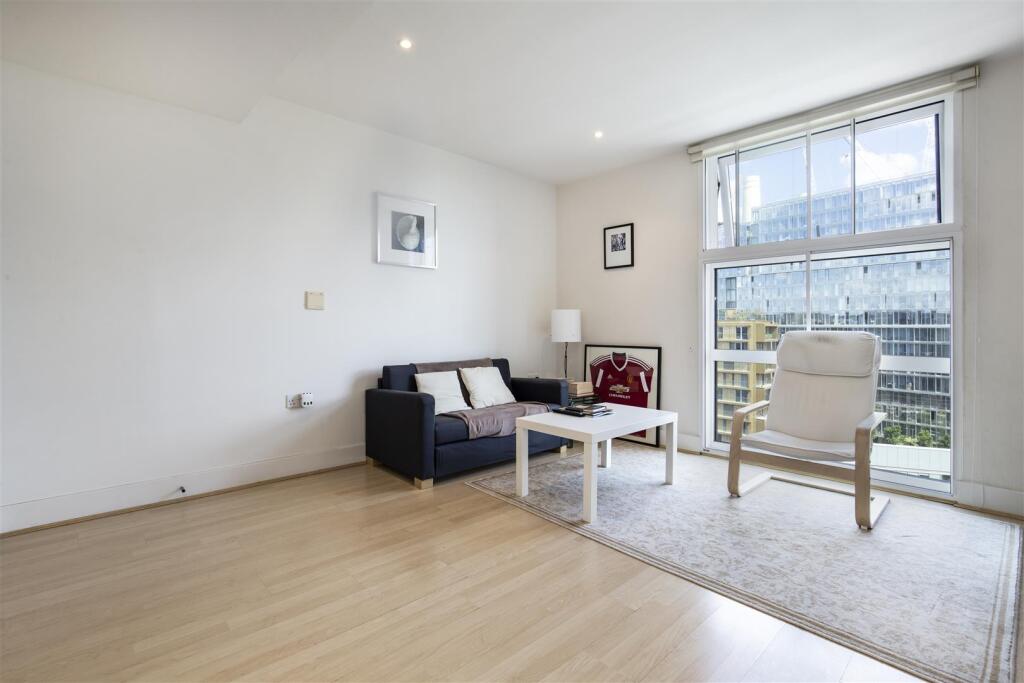 Apartment in London - More