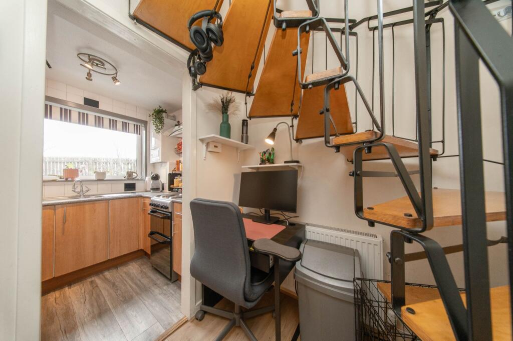 House in Winchburgh, Faucheldean - View 5