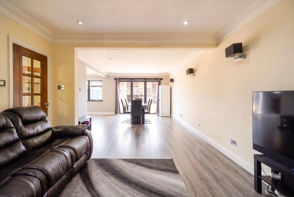 Ferndown Road, Solihull photo 5