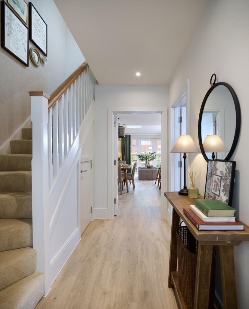 House in Guildford - View 4