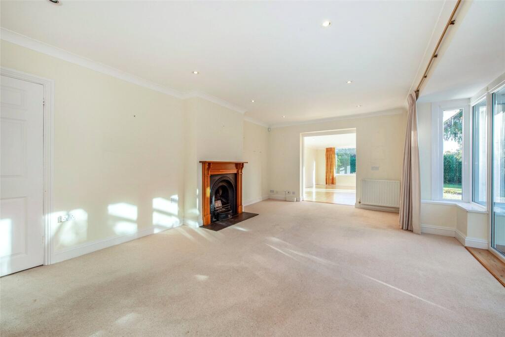 House in Chichester, Boxgrove - View 2