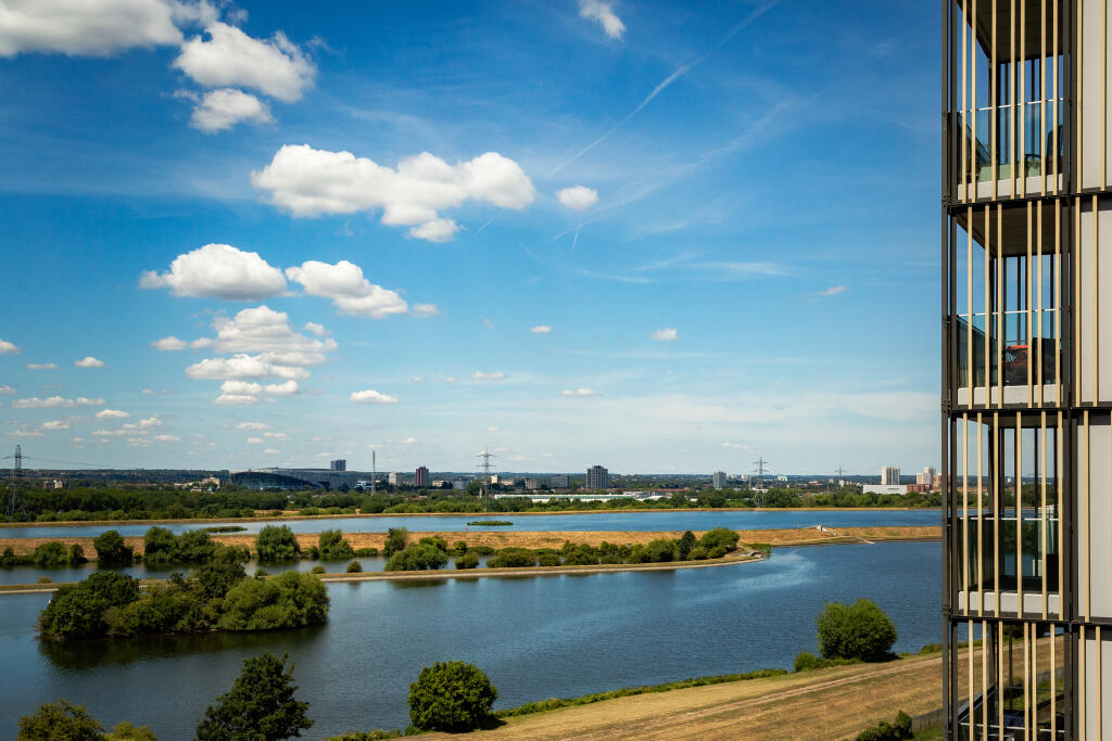 Apartment in London - View 3