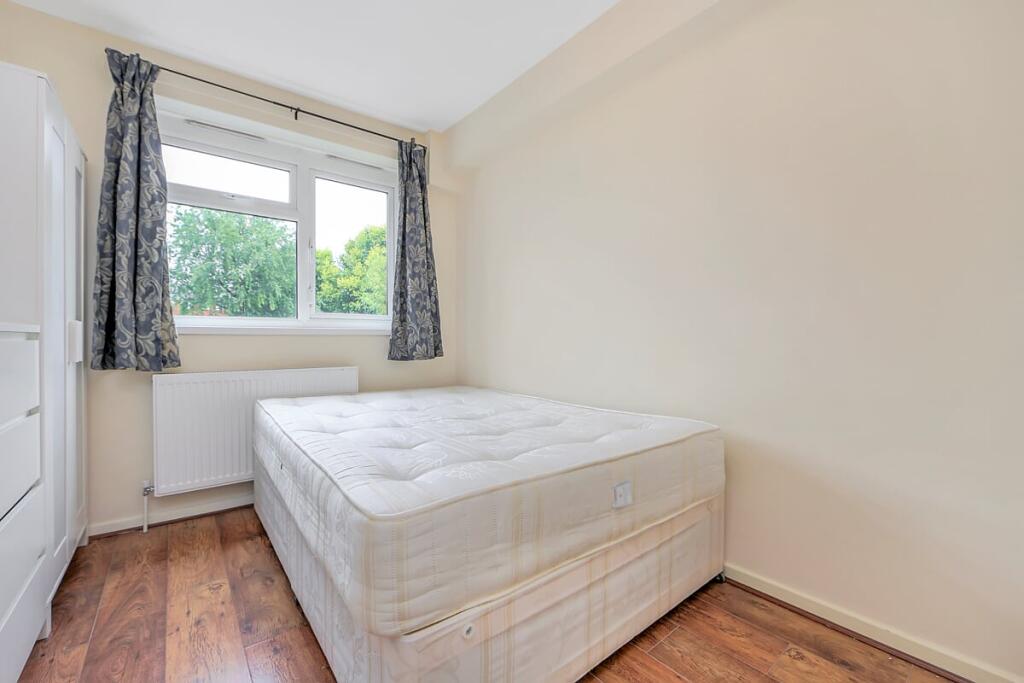4 bedroom maisonette for rent
