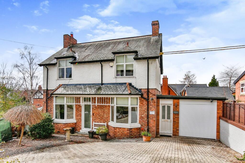 4-bed detached on Strathmore Road, Rowlands Gill, Tyne and Wear, NE39, £485,000