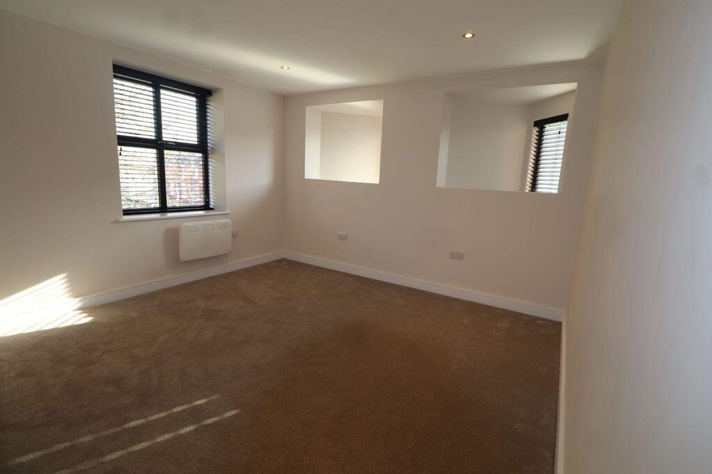Apartment in Liverpool - View 3