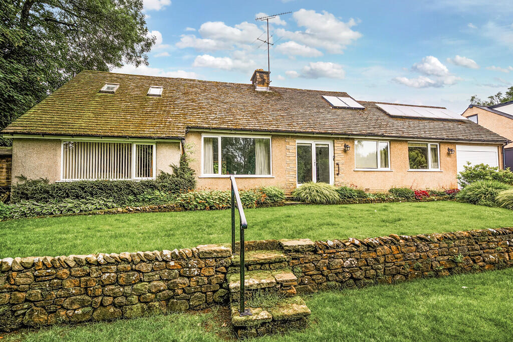 Main image of property: The Spinney, 7 Lune Close, Kirkby Lonsdale, LA6 2DA