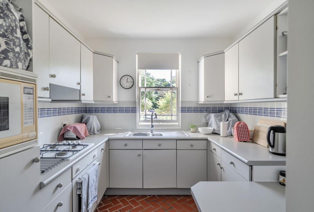 Apartment in Bath - View 3