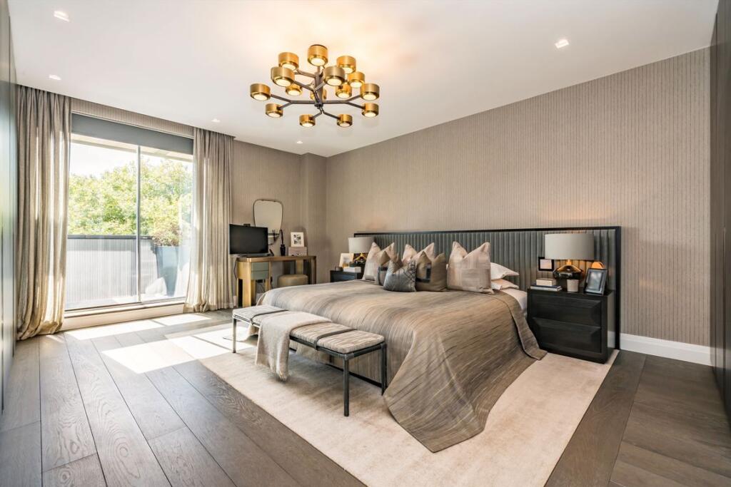 Apartment in London - View 5