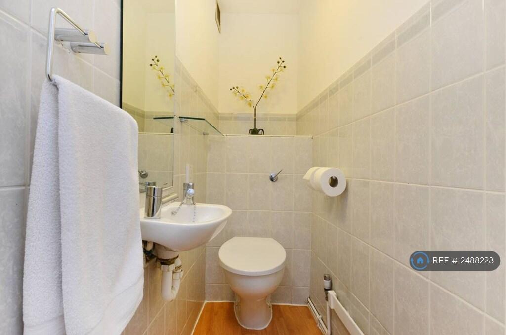 2 bedroom maisonette for rent