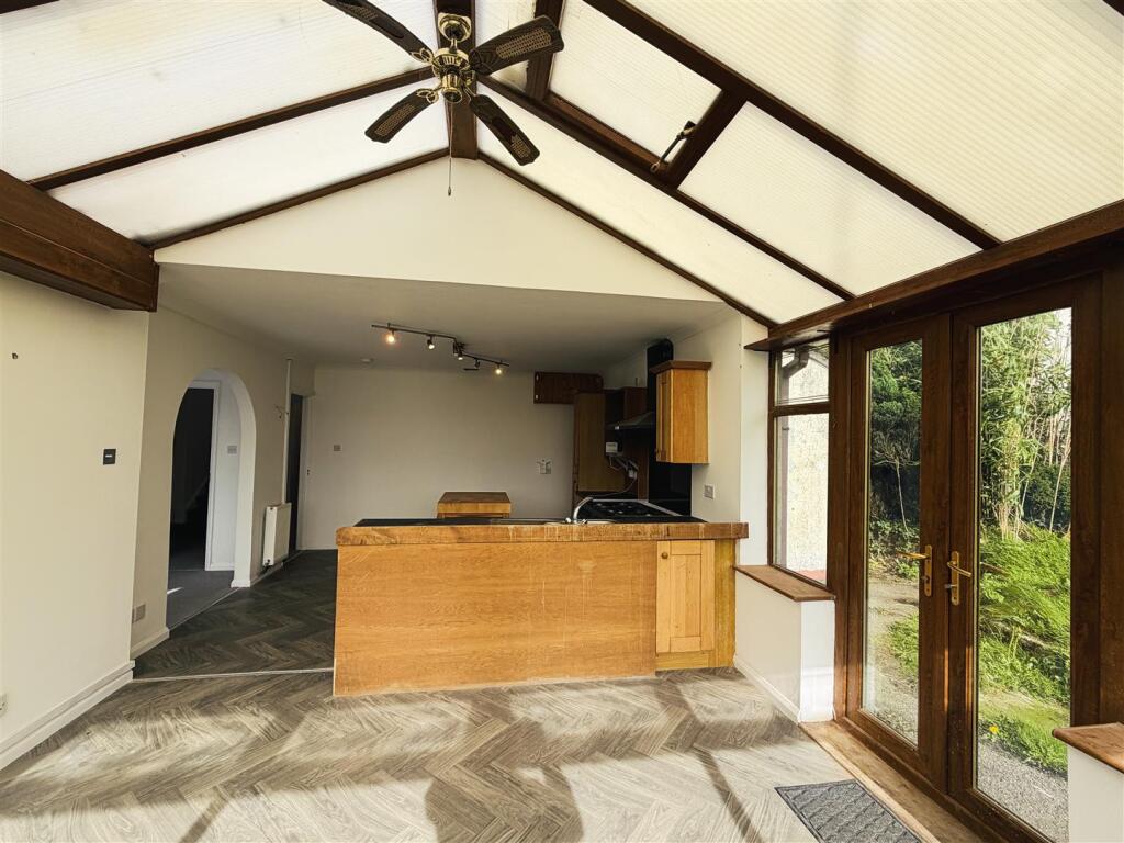 House in Exeter - View 4