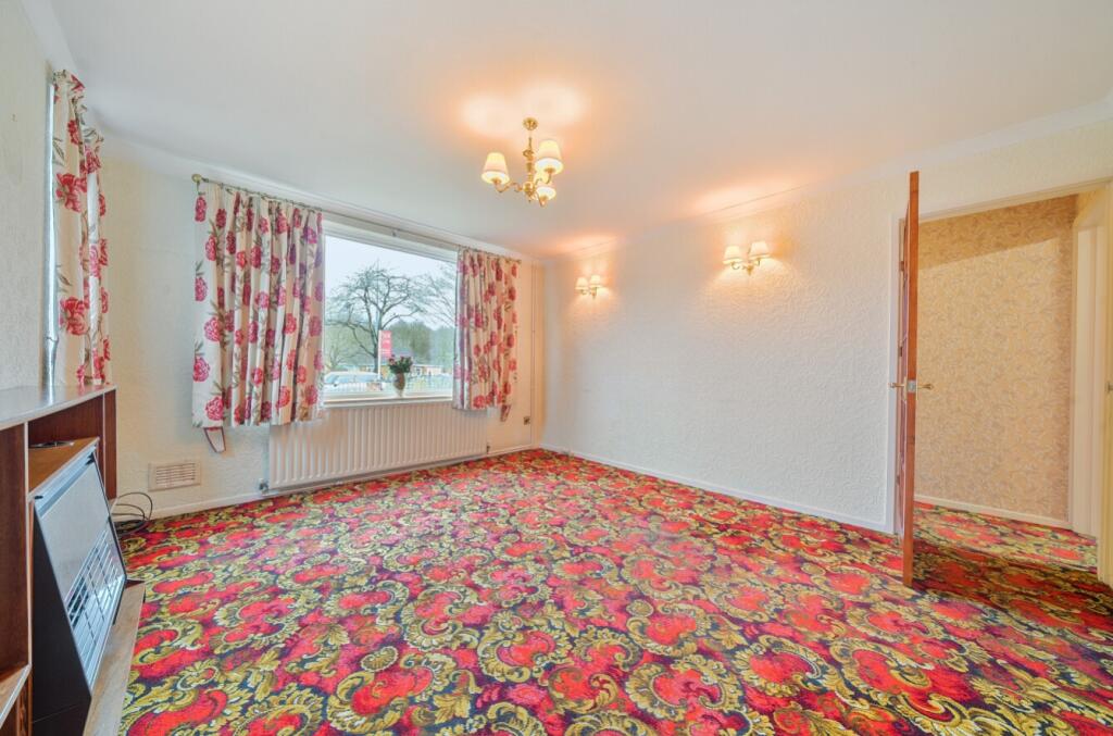 House in South Kesteven, Grantham - More