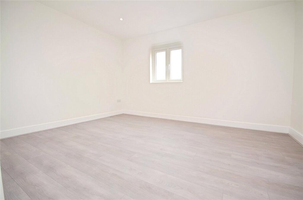 Apartment in Braintree, Witham - View 5