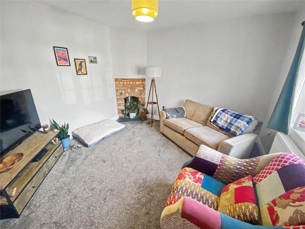 House in Taunton - View 4