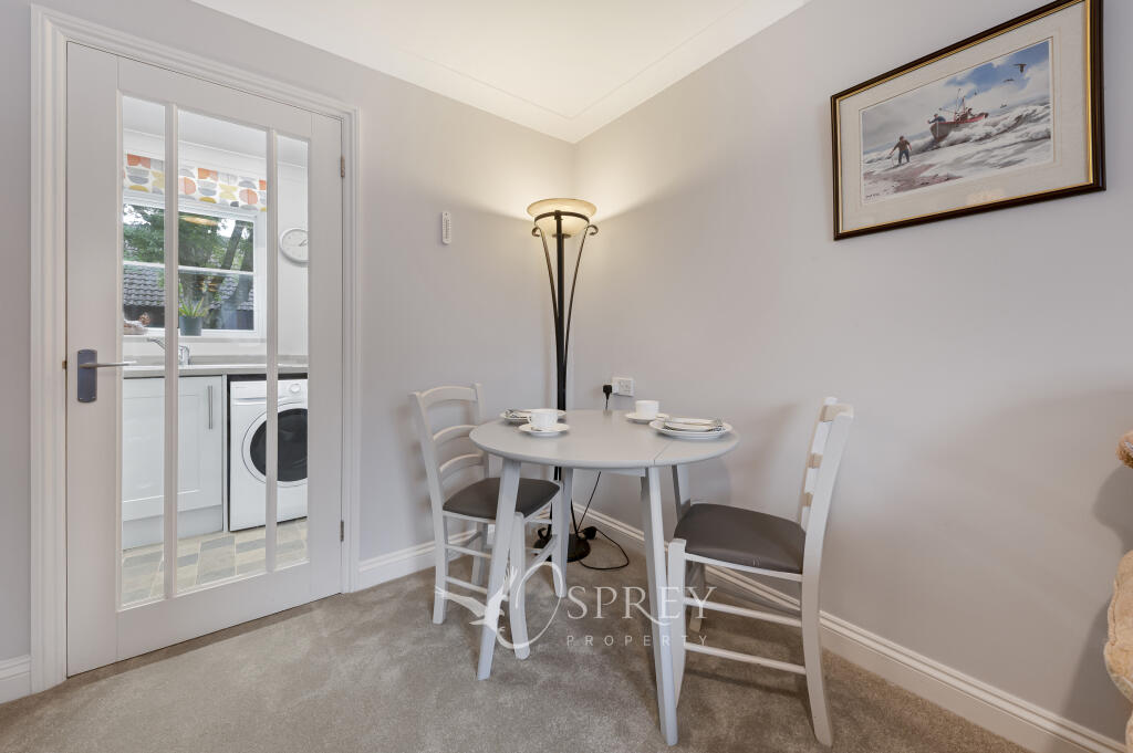 1 Medway House photo 3