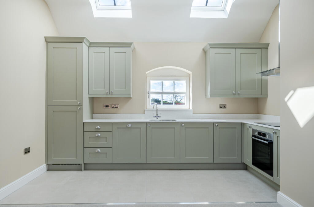 Apartment in Test Valley, West Wellow - More