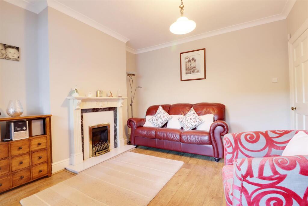 Barrow Lane, Hessle photo 4