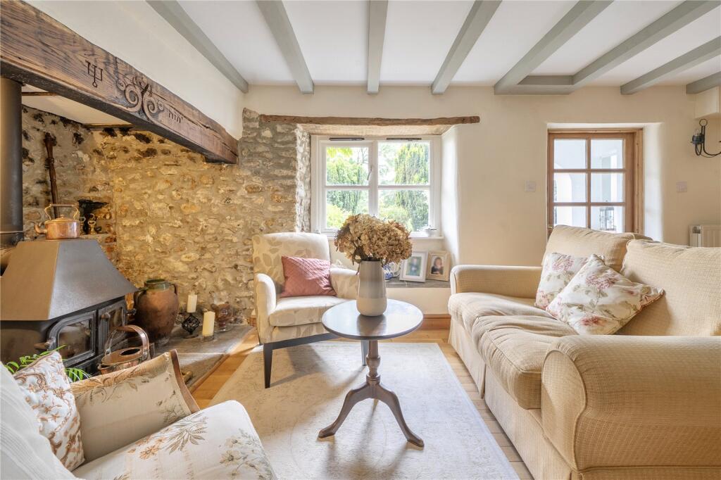 House in Axminster, Chardstock - More