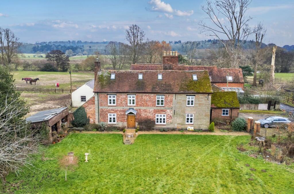 5-bed house on Longbridge, Warwick, CV34, £740,000