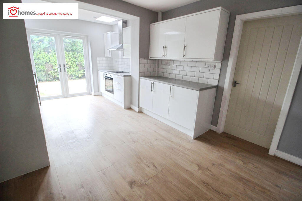 House in Walsall, West Midlands - View 4