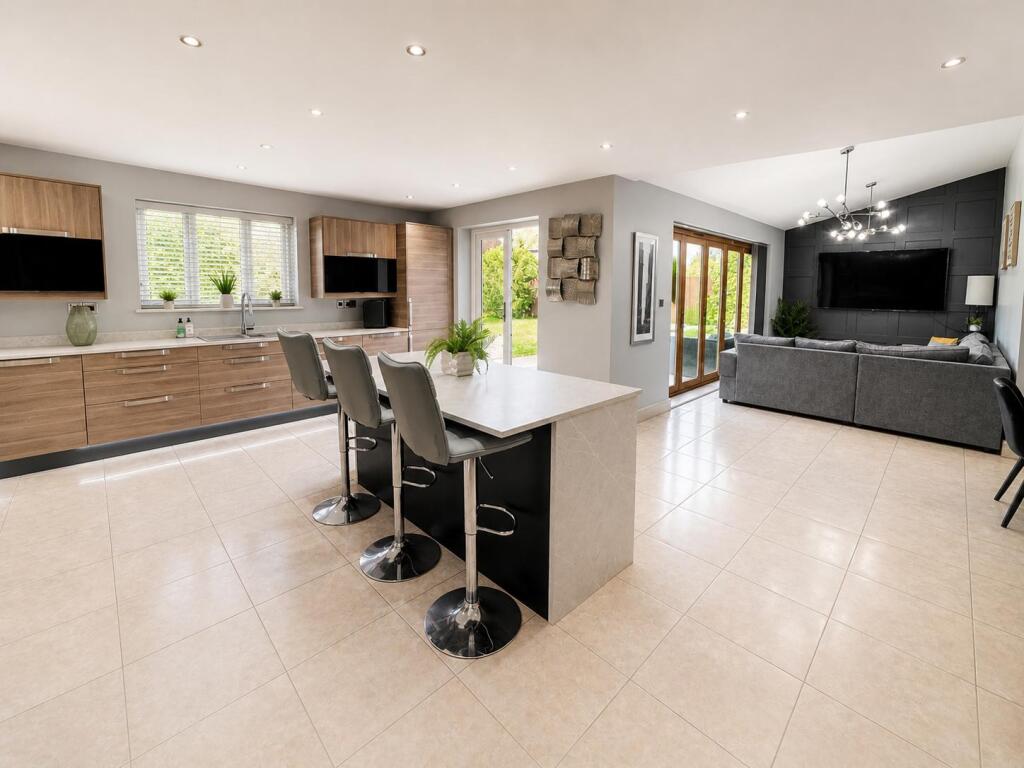 Chapel Street, Crowland, PE6 photo 4
