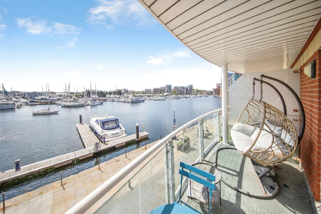 Main image of property: Neptune Square, Ipswich